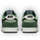 Nk SB Dunk Low  Retro SE