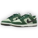 Nk SB Dunk Low  Retro SE